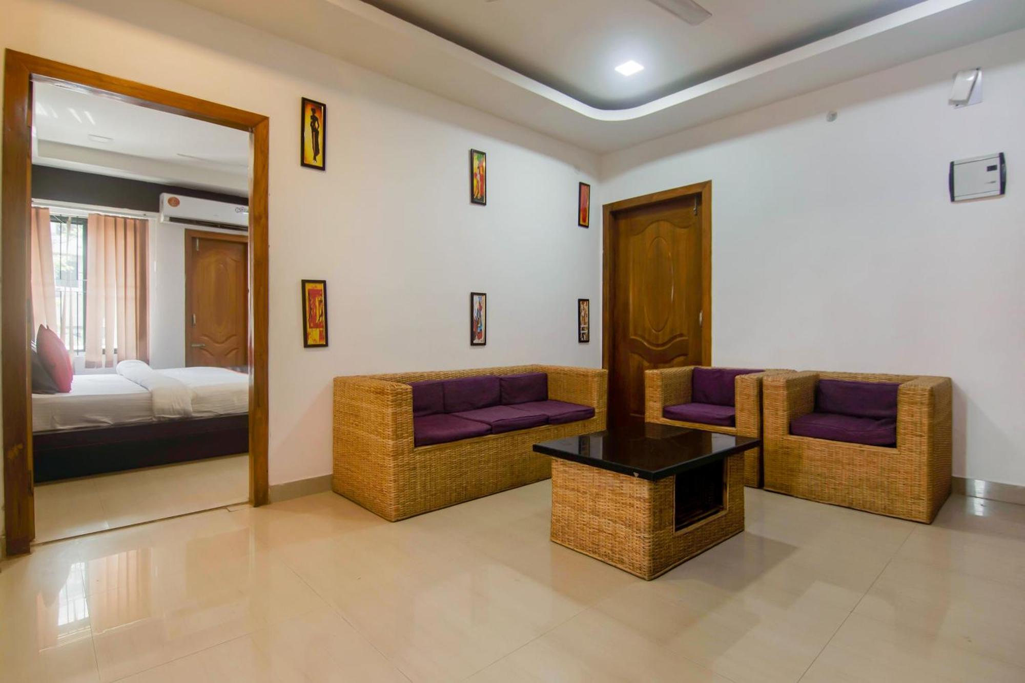 Hotel Collection O The Blu Bell Nizarapar Path Guwahati Exterior foto